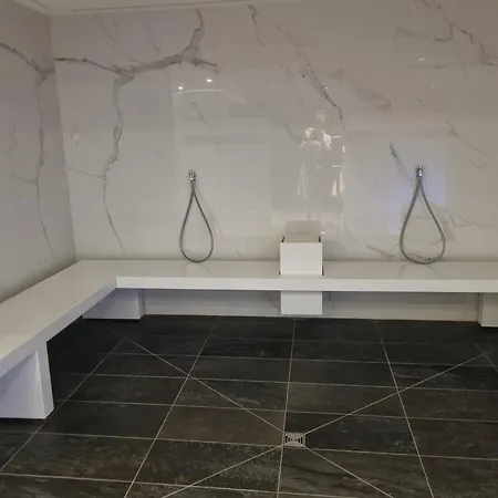 Bel Mare Invest - Free Parking Misdroy